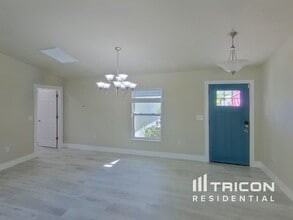 248 Wayne Rd in Rotonda West, FL - Building Photo - Building Photo