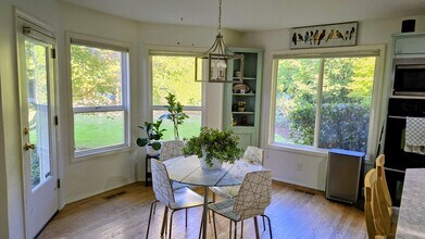 3391 NE Jackson Rd Loop in Hillsboro, OR - Building Photo - Building Photo