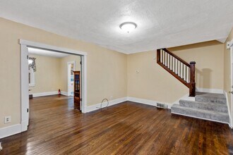 5624 Front St in Verona, PA - Building Photo - Building Photo