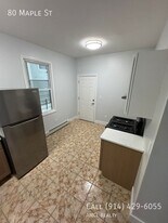 80 Maple St in Yonkers, NY - Building Photo