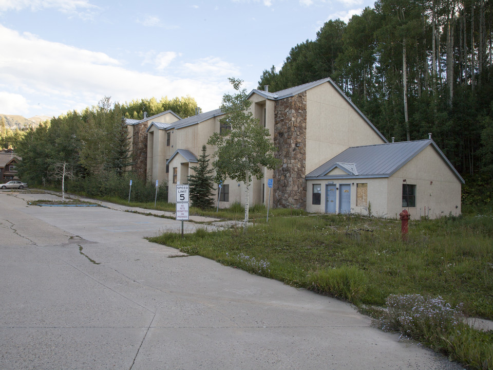 Mountain View Apartments in Telluride, CO - Building Photo