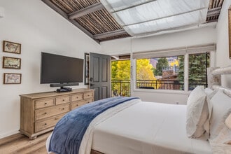 731 S Mill St in Aspen, CO - Building Photo - Building Photo