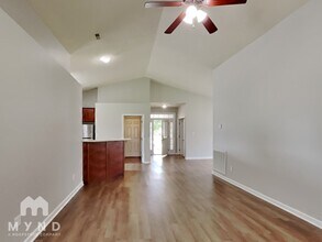 2404 Slatemill Dr SW in Huntsville, AL - Building Photo - Building Photo