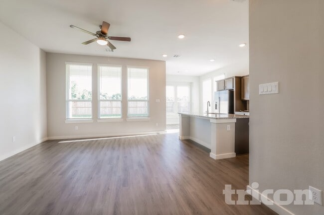 2414 Foster Hl Rd in Richmond, TX - Building Photo - Building Photo