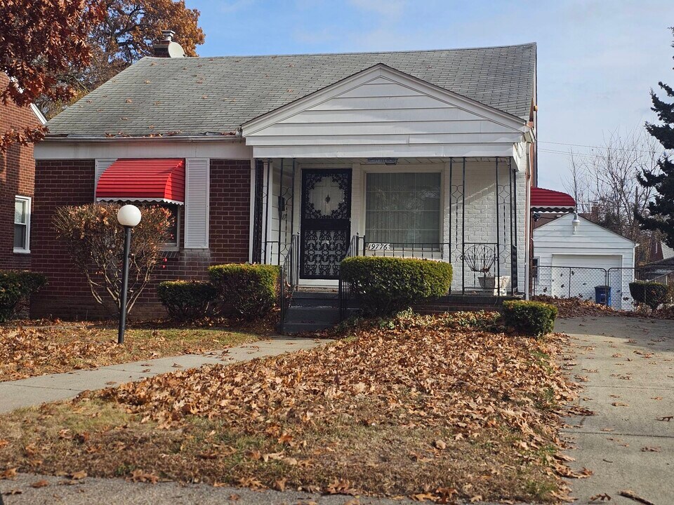 19776 Monica St in Detroit, MI - Building Photo