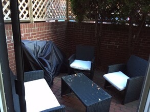 331 Beacon St, Unit 1 in Boston, MA - Foto de edificio - Building Photo