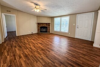 51 Murphy Farm Rd in Huntsville, TX - Building Photo - Building Photo