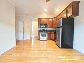 3252 N Clifton Ave in Chicago, IL - Building Photo - Building Photo