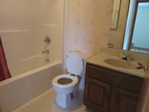 3258 8th St in Huntington, WV - Foto de edificio - Building Photo