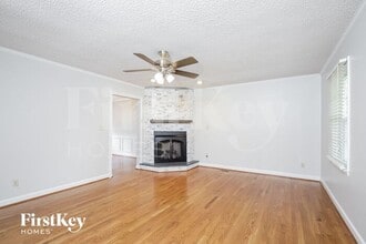 7012 Abington Ct in Kernersville, NC - Building Photo - Building Photo