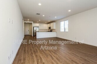 9524 W Flower St in Phoenix, AZ - Building Photo - Building Photo