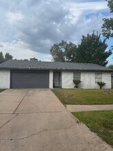 5110 Ridgeton Dr in Houston, TX - Building Photo - Building Photo