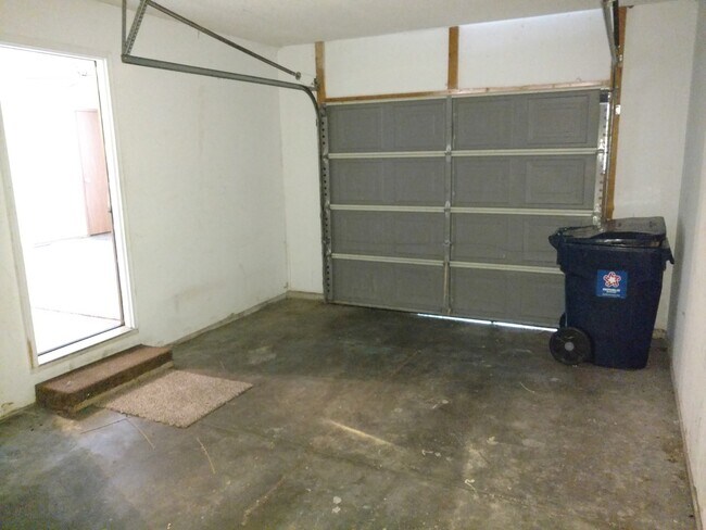 1500 W Rainey St-Unit -Unit A in Ozark, MO - Building Photo - Building Photo