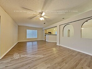 19 Sterling Hill Dr in Jacksonville, FL - Foto de edificio - Building Photo