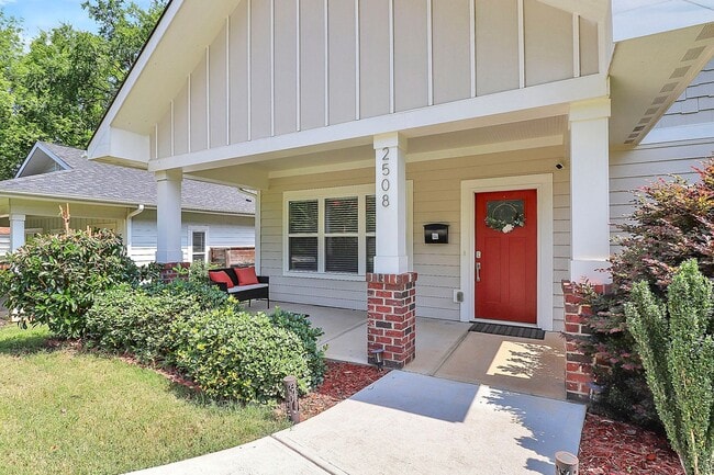 2508 Booker Ave in Charlotte, NC - Foto de edificio - Building Photo