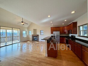 12 Conscious Way in Asheville, NC - Building Photo - Building Photo