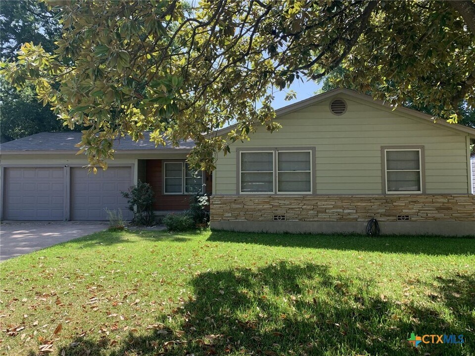 1401 S 47th St in Temple, TX - Building Photo