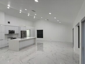 8940 NW 7th Ct in Cooper City, FL - Building Photo - Building Photo