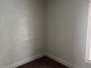 623 Valleywood Dr in Toledo, OH - Building Photo - Building Photo