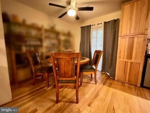 2004 Headlands Cir in Reston, VA - Building Photo - Building Photo