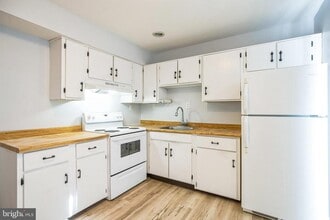 29 Maureen Ct in Sicklerville, NJ - Building Photo - Building Photo