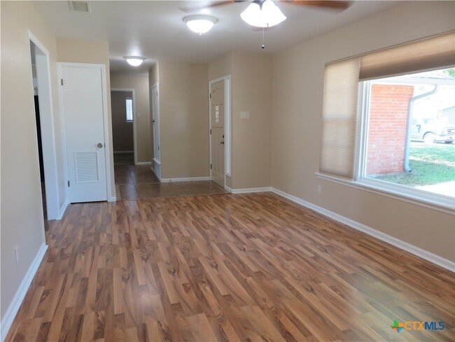 property at 1339 Mockingbird Ln