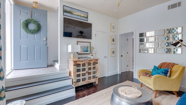 414 E Gaston St in Savannah, GA - Building Photo - Building Photo