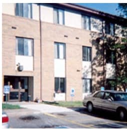 Westover Manor in Cedar Rapids, IA - Building Photo - Building Photo