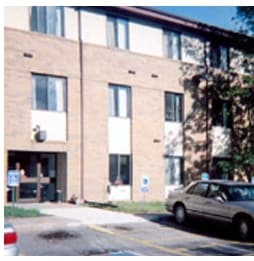 Westover Manor in Cedar Rapids, IA - Foto de edificio - Building Photo