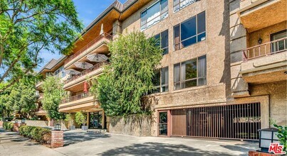 1124 Kings Rd in West Hollywood, CA - Building Photo - Building Photo