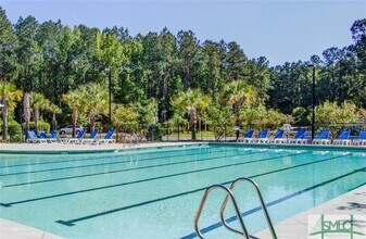 301 Serengeti Blvd in Pooler, GA - Foto de edificio - Building Photo