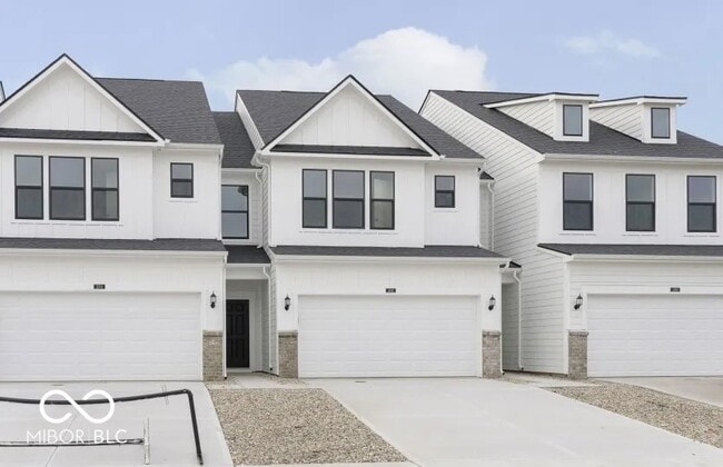 3242 Arabian Ln in Zionsville, IN - Building Photo - Building Photo