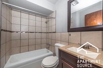 5820 N Sheridan Rd in Chicago, IL - Building Photo - Building Photo