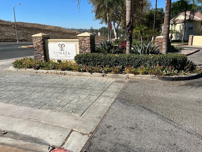 375 Central Ave in Riverside, CA - Building Photo - Building Photo