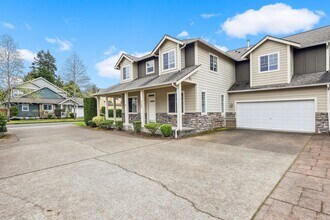 3505 Blacksmith St SE in Olympia, WA - Building Photo - Building Photo