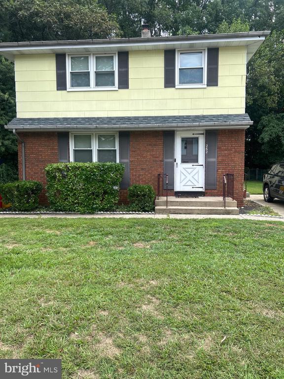 property at 262 Evergreen Ave