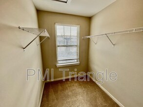 412 Shakespeare Dr in Morrisville, NC - Building Photo - Building Photo