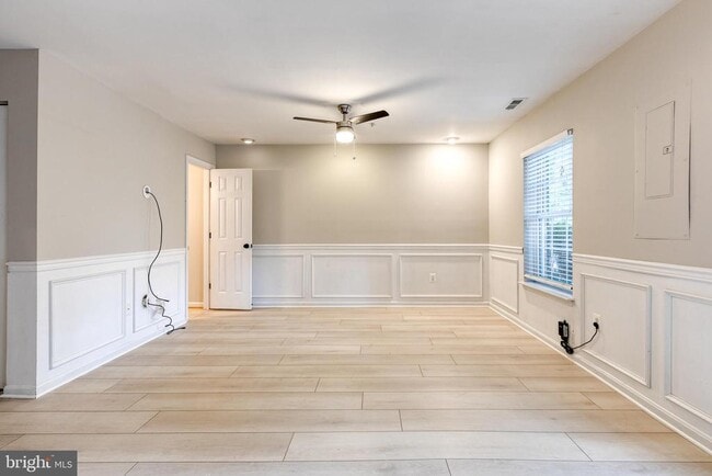 property at 2 Millhaven Ct