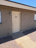 2150 W Missouri Ave in Phoenix, AZ - Building Photo