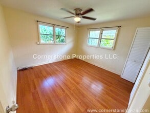 1468 Noelani St in Pearl City, HI - Foto de edificio - Building Photo