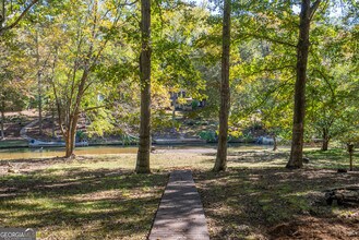 248 W River Bend Dr in Eatonton, GA - Building Photo - Building Photo