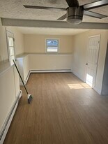 27 Jasper St, Unit 1 Bedroom Appartment in Saugus, MA - Building Photo