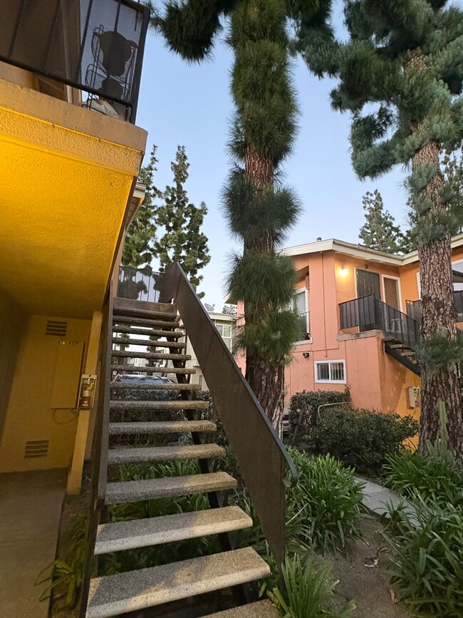 10007 Sepulveda Blvd, Unit D