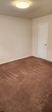 4950 Rosebay Pl in Hamilton, NJ - Building Photo - Building Photo