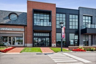 728 Waukegan Rd in Deerfield, IL - Building Photo