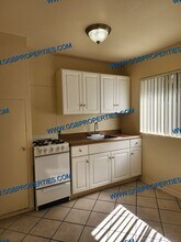 10872 Stanford Ave in Garden Grove, CA - Building Photo - Building Photo