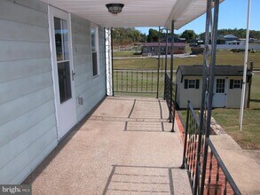 14835 Clear Spring Rd in Williamsport, MD - Building Photo - Building Photo