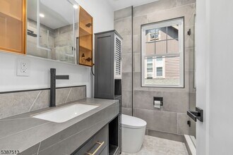 237 Orchard St in Westfield, NJ - Building Photo - Building Photo