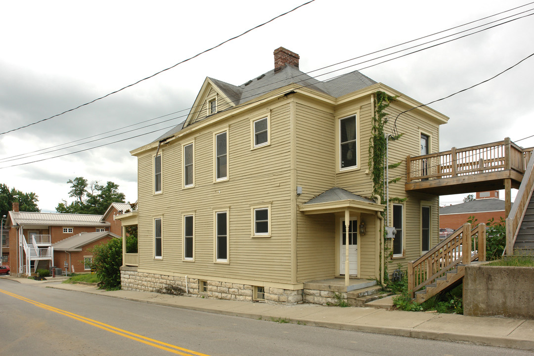 404 3rd St in Shelbyville, KY - Building Photo