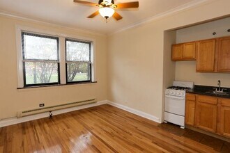 4349 N Damen Ave, Unit 701 in Chicago, IL - Building Photo - Building Photo